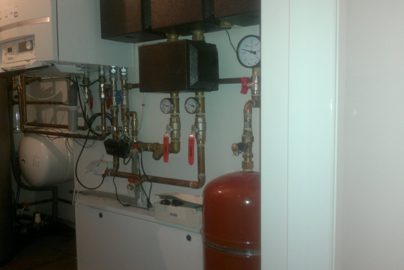 Ústredné kúrenie / RODINNÉ DOMY