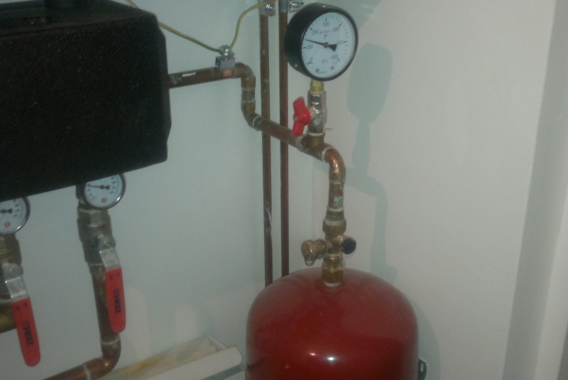 Ústredné kúrenie / RODINNÉ DOMY