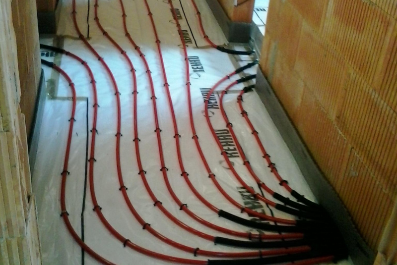 Ústredné kúrenie / RODINNÉ DOMY