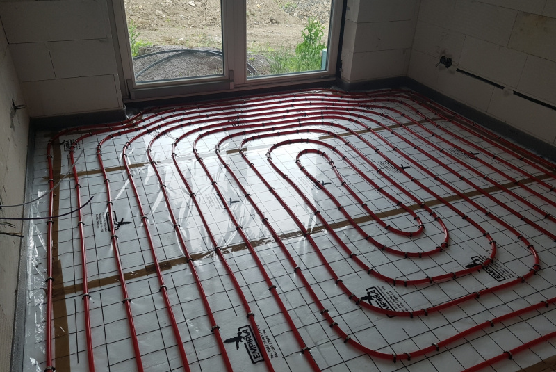 Ústredné kúrenie / RODINNÉ DOMY