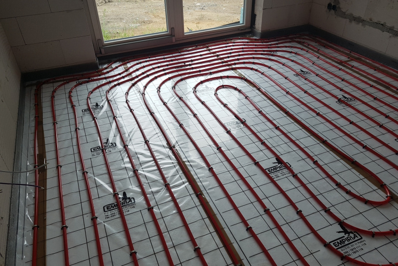 Ústredné kúrenie / RODINNÉ DOMY