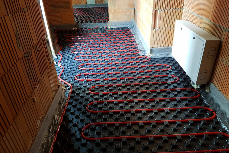 Ústredné kúrenie / RODINNÉ DOMY