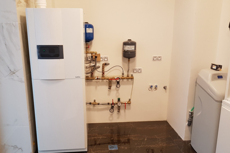 Ústredné kúrenie / RODINNÉ DOMY