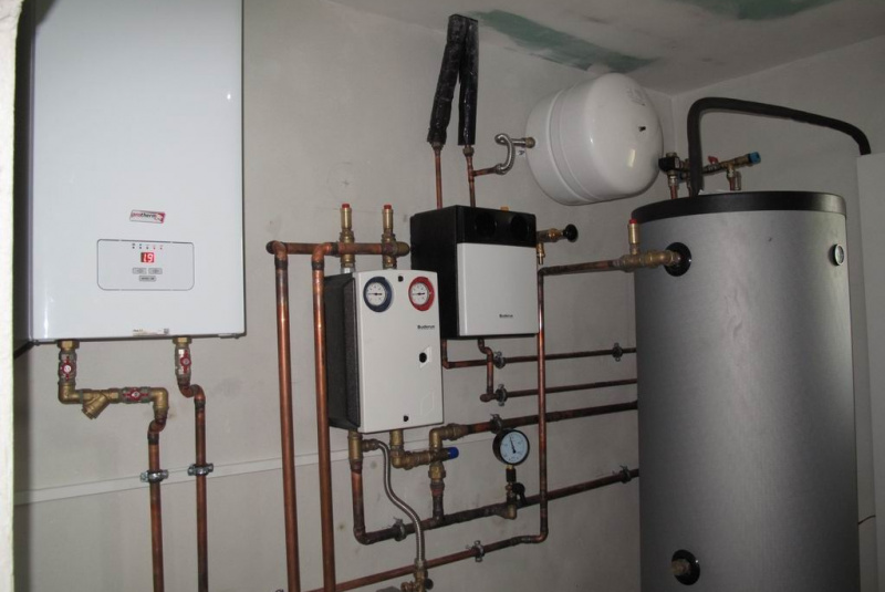 Ústredné kúrenie / RODINNÉ DOMY