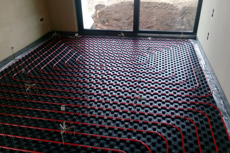 Ústredné kúrenie / RODINNÉ DOMY