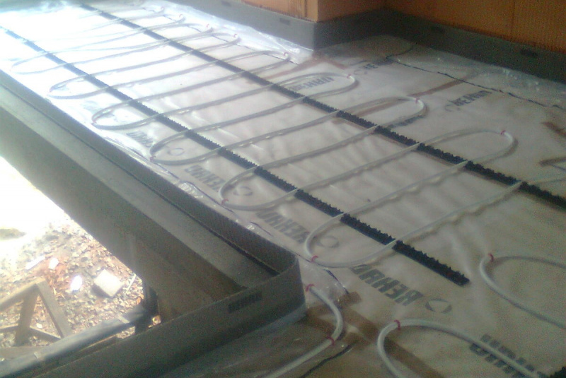 Ústredné kúrenie / RODINNÉ DOMY