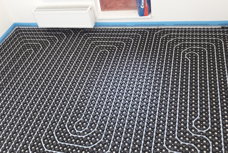 Ústredné kúrenie / BYTOVÉ  DOMY - foto