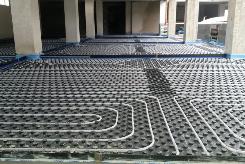 Ústredné kúrenie / BYTOVÉ  DOMY - foto