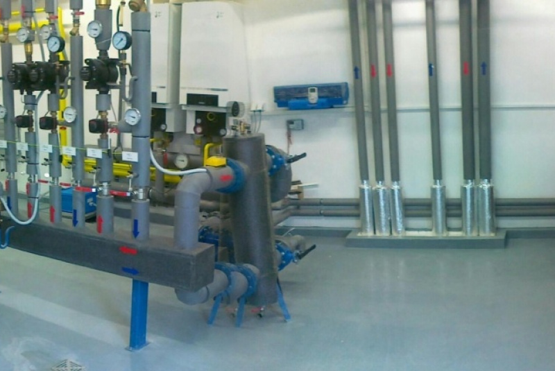 Ústredné kúrenie / PRIEMYSELNÉ  OBJEKTY / VÝROBNÉ  HALY - foto