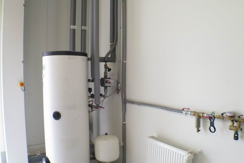 Ústredné kúrenie / PRIEMYSELNÉ  OBJEKTY / VÝROBNÉ  HALY - foto