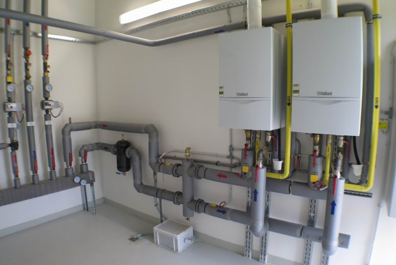 Ústredné kúrenie / PRIEMYSELNÉ  OBJEKTY / VÝROBNÉ  HALY - foto