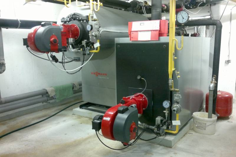 Ústredné kúrenie / PRIEMYSELNÉ  OBJEKTY / VÝROBNÉ  HALY - foto