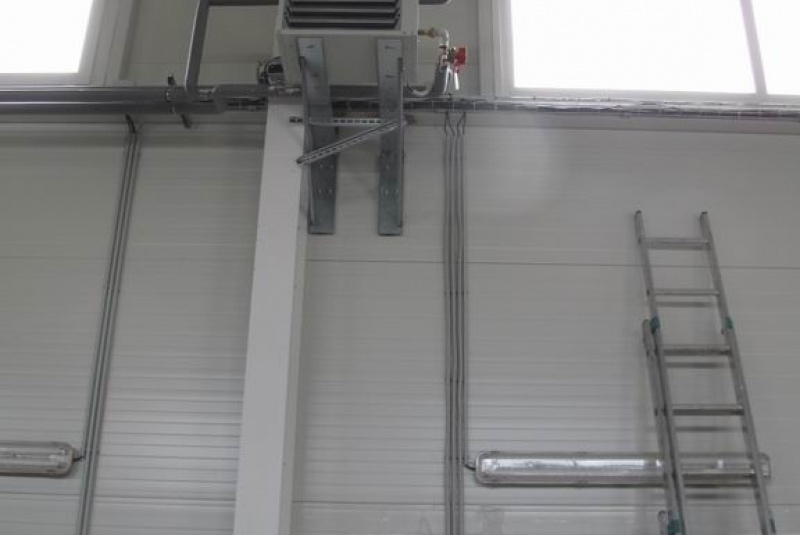 Ústredné kúrenie / PRIEMYSELNÉ  OBJEKTY / VÝROBNÉ  HALY - foto