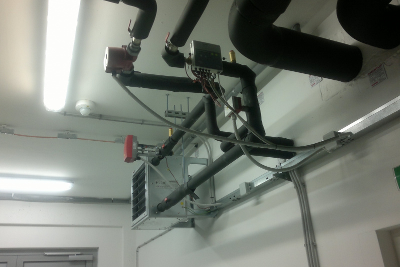 Ústredné kúrenie / PRIEMYSELNÉ  OBJEKTY / VÝROBNÉ  HALY - foto