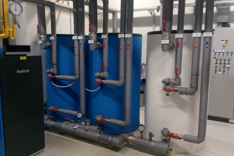 Ústredné kúrenie / PRIEMYSELNÉ  OBJEKTY / VÝROBNÉ  HALY - foto