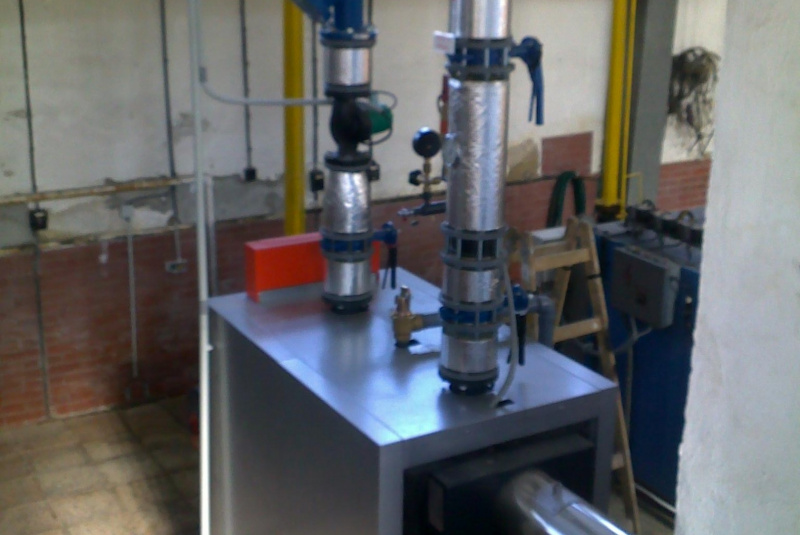 Ústredné kúrenie / PRIEMYSELNÉ  OBJEKTY / VÝROBNÉ  HALY - foto