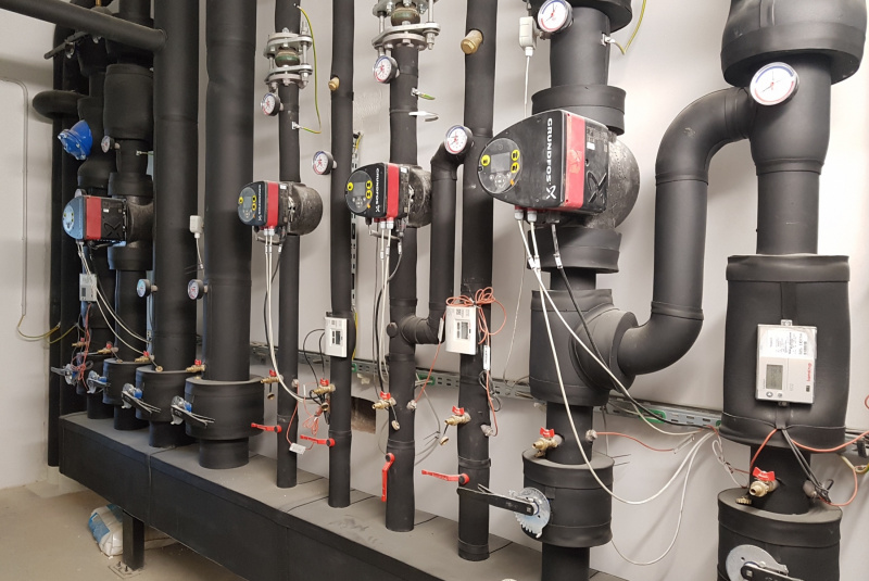 Ústredné kúrenie / PRIEMYSELNÉ  OBJEKTY / VÝROBNÉ  HALY - foto