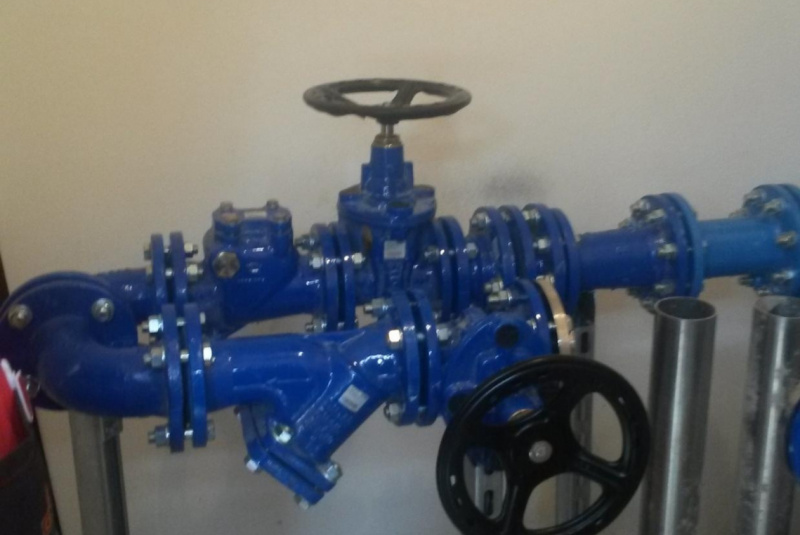 Voda, kanál (zdravotechnika ZTI) / PRIEMYSELNÉ OBJEKTY / VÝROBNÉ HALY - foto