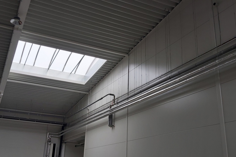 Voda, kanál (zdravotechnika ZTI) / PRIEMYSELNÉ OBJEKTY / VÝROBNÉ HALY - foto