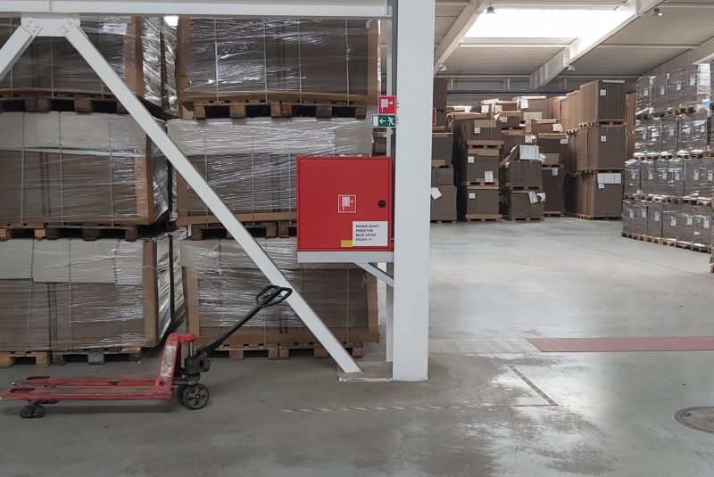 Voda, kanál (zdravotechnika ZTI) / PRIEMYSELNÉ OBJEKTY / VÝROBNÉ HALY - foto