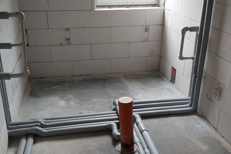 Voda, kanál (zdravotechnika ZTI) / PRIEMYSELNÉ OBJEKTY / VÝROBNÉ HALY - foto