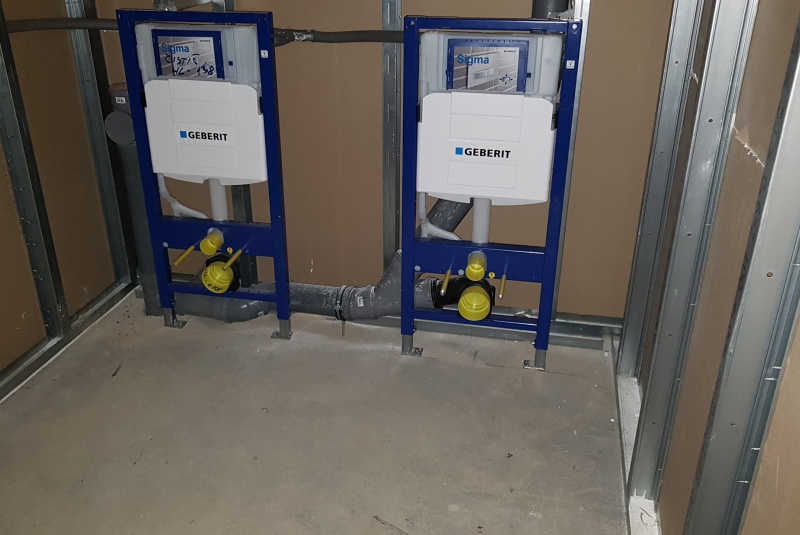 Voda, kanál (zdravotechnika ZTI) / BYTOVÉ DOMY - foto