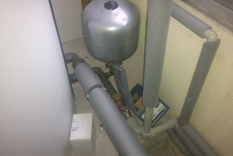 Voda, kanál (zdravotechnika ZTI) / BYTOVÉ DOMY - foto