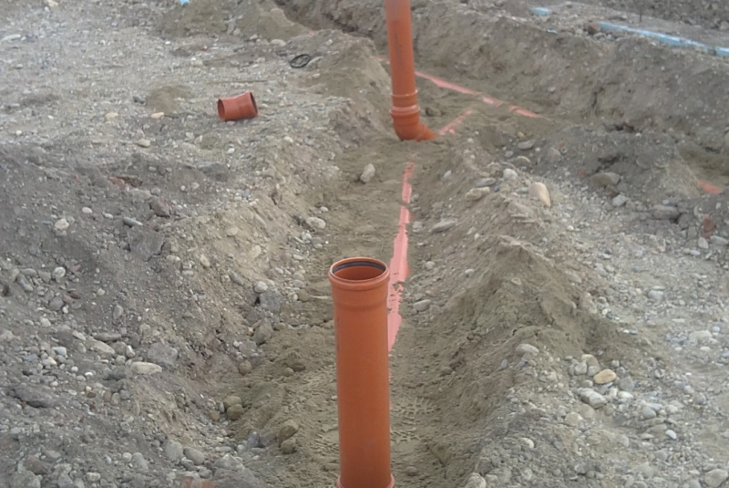 Voda, kanál (zdravotechnika ZTI) / RODINNÉ DOMY - foto