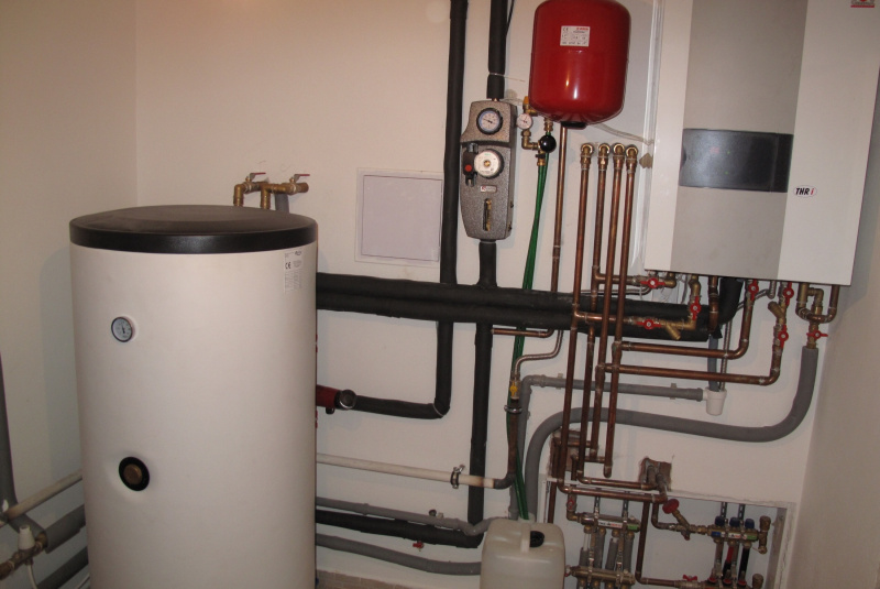 Voda, kanál (zdravotechnika ZTI) / RODINNÉ DOMY - foto