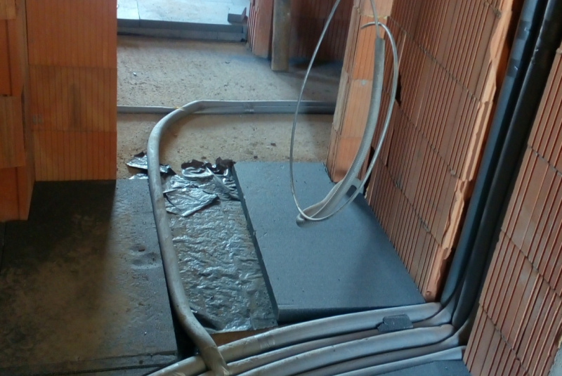 Voda, kanál (zdravotechnika ZTI) / RODINNÉ DOMY - foto