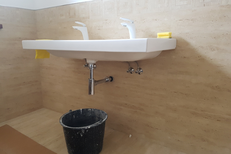 Voda, kanál (zdravotechnika ZTI) / RODINNÉ DOMY - foto