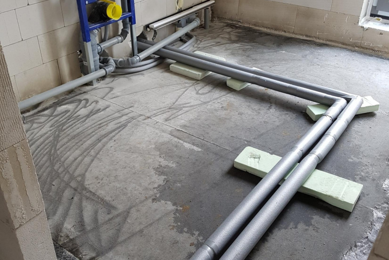 Voda, kanál (zdravotechnika ZTI) / RODINNÉ DOMY - foto