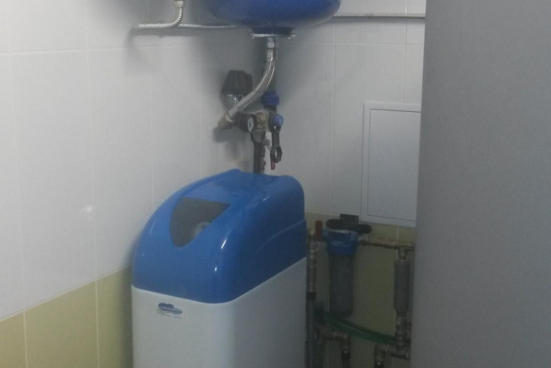 Voda, kanál (zdravotechnika ZTI) / RODINNÉ DOMY - foto