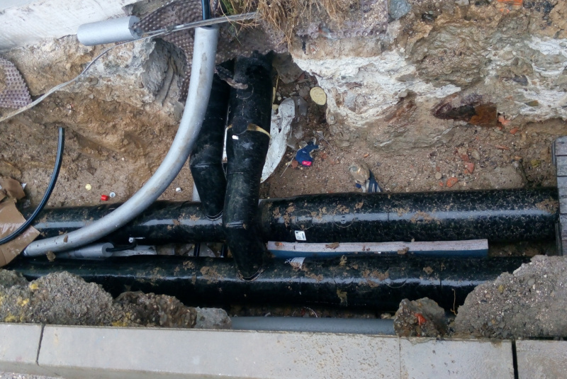 Technické, priemyselné, potrubné rozvody / Predizolované potrubia (teplovod, horúcovod) - foto Technické, priemyselné, potrubné rozvody / Predizolované potrubia (teplovod, horúcovod) - foto