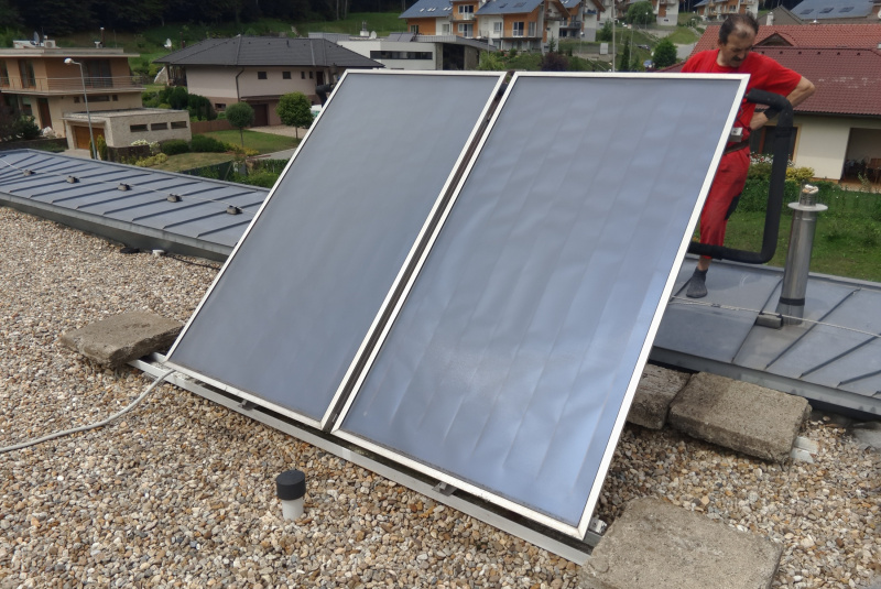 Ostatné / Obnovitelné zdroje (tepelné čerpadlá, solárne panely, fotovoltaické panely) - foto