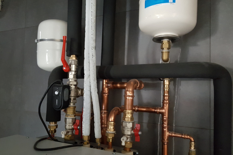 Ostatné / Obnovitelné zdroje (tepelné čerpadlá, solárne panely, fotovoltaické panely) - foto